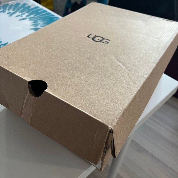 Womens Ugg size 6 Black CLASSIC CLEAR MINI Ankle Rain Snow Boots [1113190-BLK] - Picture 2 of 15